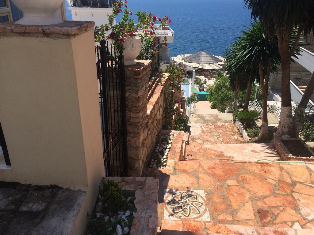 Berti Apartments Sarandë Exterior foto